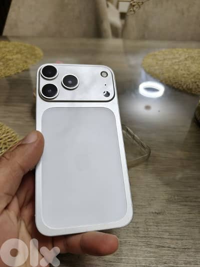 iphone xr look 17 pro