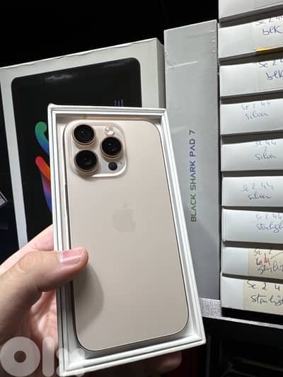 16 pro 512gb almost new