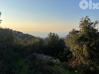 GMB100EZ Land for sale in Jbeil - أرض للبيع في جبيل