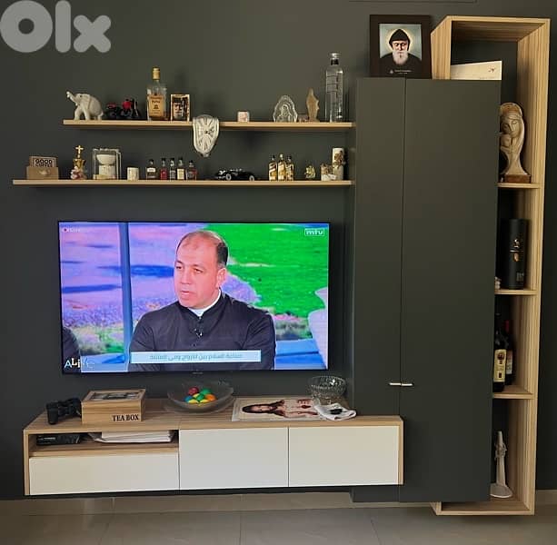 TV unit for sale 1