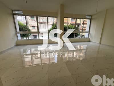 L21032 - Bright Apartment For Sale in Manara, Caracas