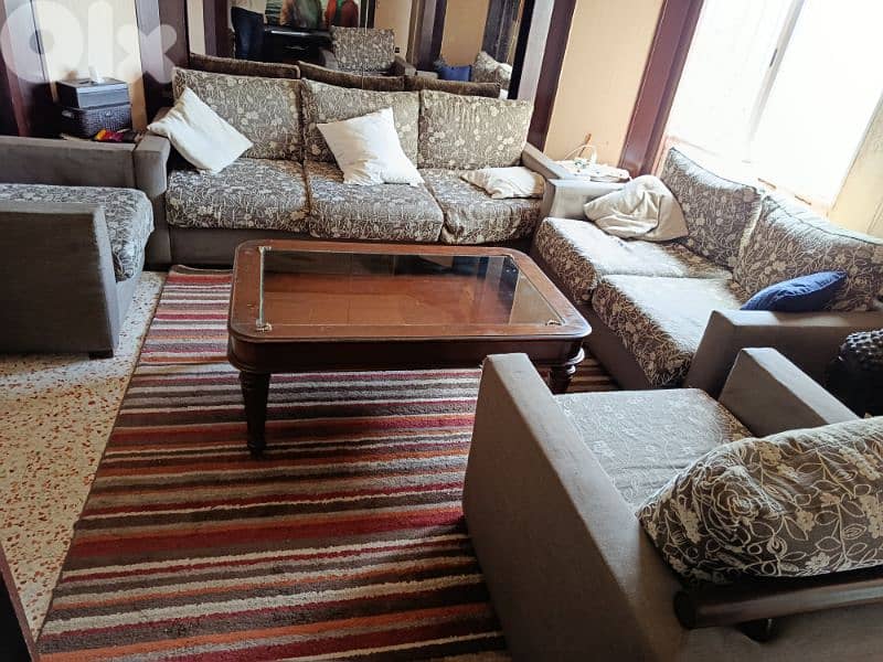 Living room (complete) with table 1