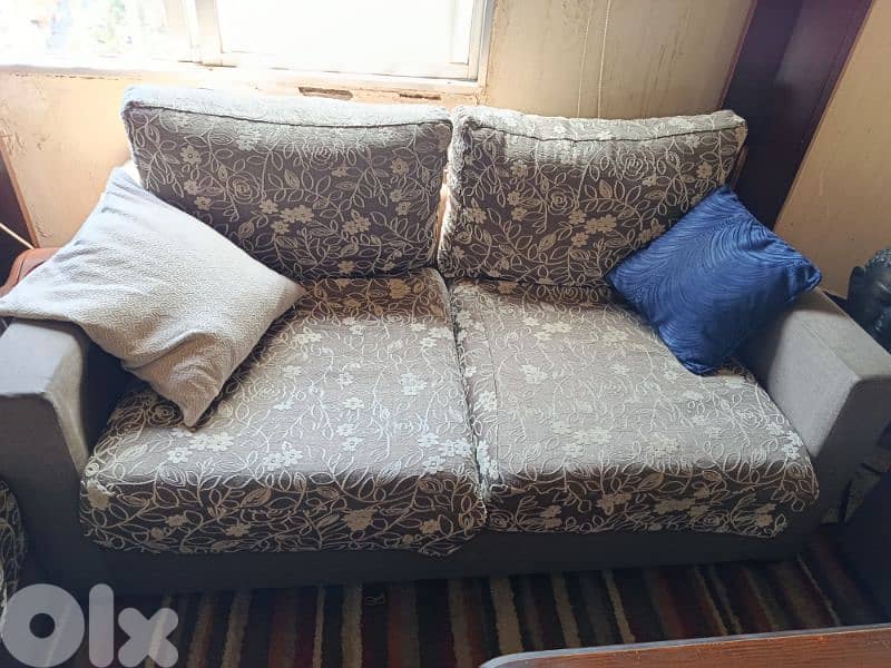 Living room (complete) with table 3