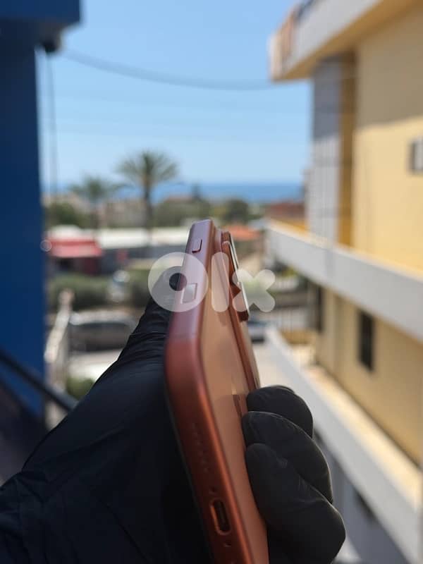 iPhone 17 Pro Max Used 6