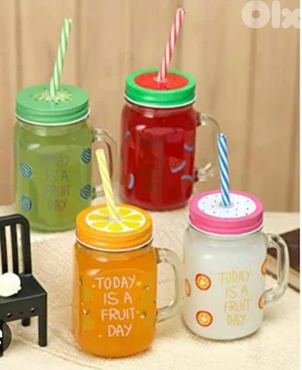 glass cocktails jugs with straw 1
