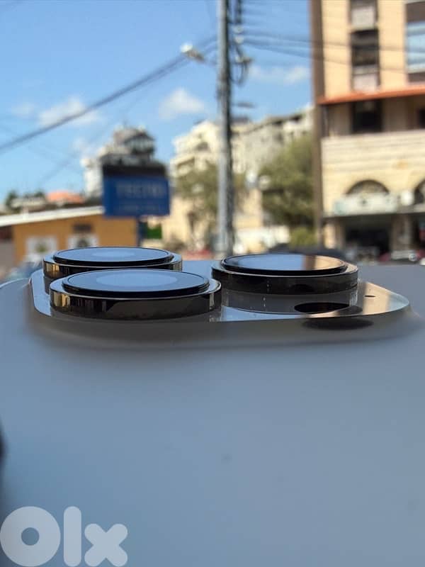 iPhone 14 Pro Open Box 3