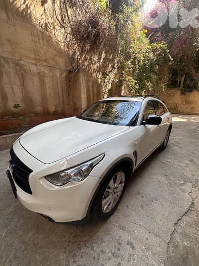 Infiniti Fx series 2013