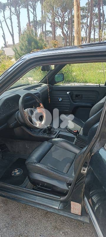 بي ام دبليو الفئة 3 1988