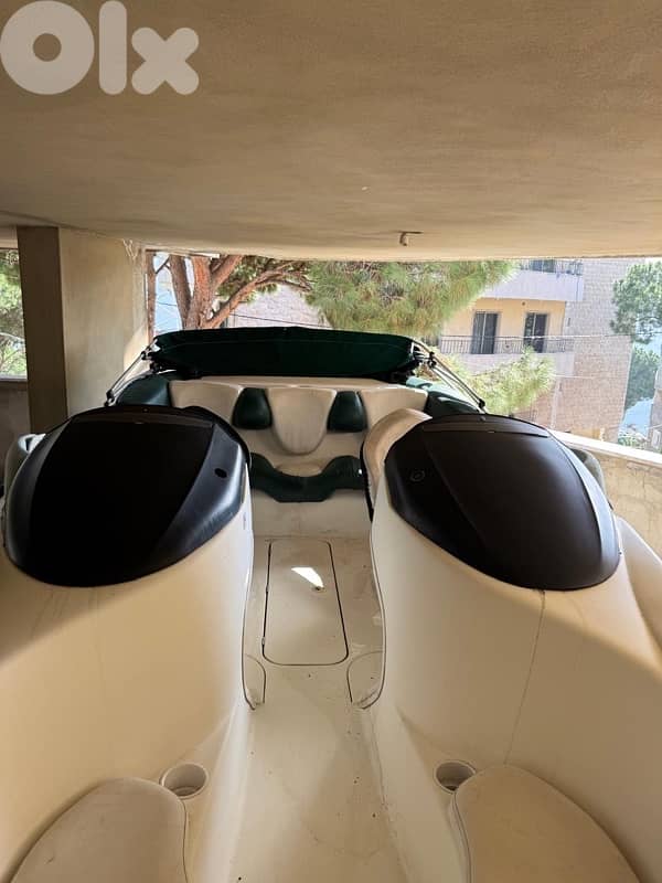 Seadoo bombardier challenger. (no engine) 3