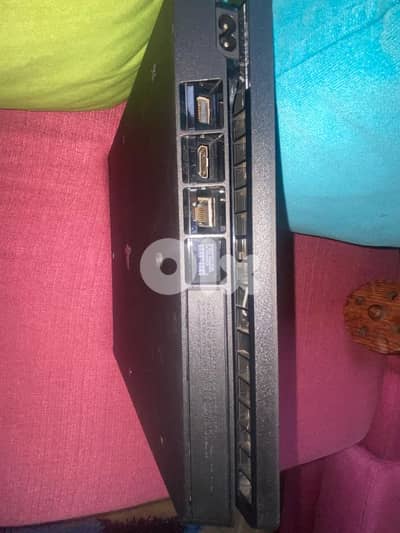 PS4 Slim 500GB sealed + 4 Controllers + 7 Games | Clean & Ready