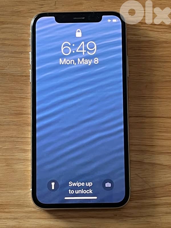White iPhone X 256GB – Super Clean – Everything Working 1