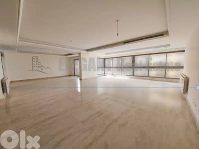 Spacious Apartment with Unblockable Sea View!