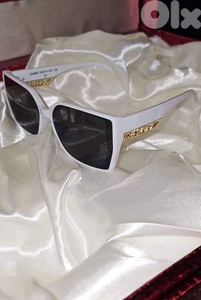 Gorgeous White and Gold Chanel Sunglasses