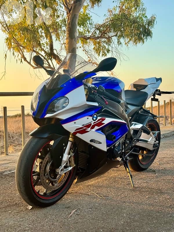 bmw s1000rr 1