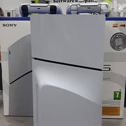 PS5 Slim 1TB European Disk Edition / Like New / 2 Original Controllers