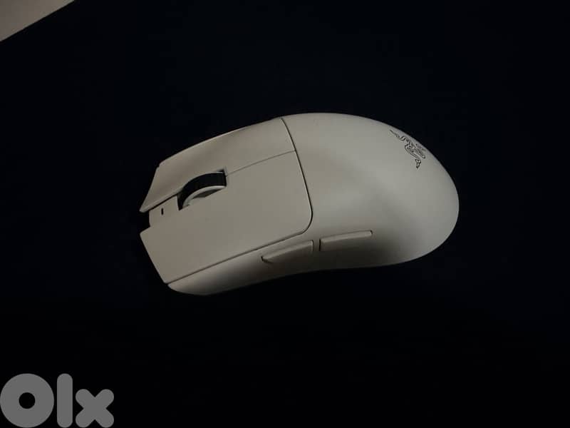 Razer viper v3 pro barely used great condition used 2 weeks 2