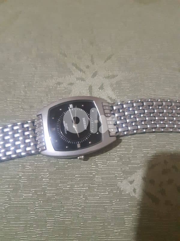 EMERSON- QUARTZ- WATER RESIST 1