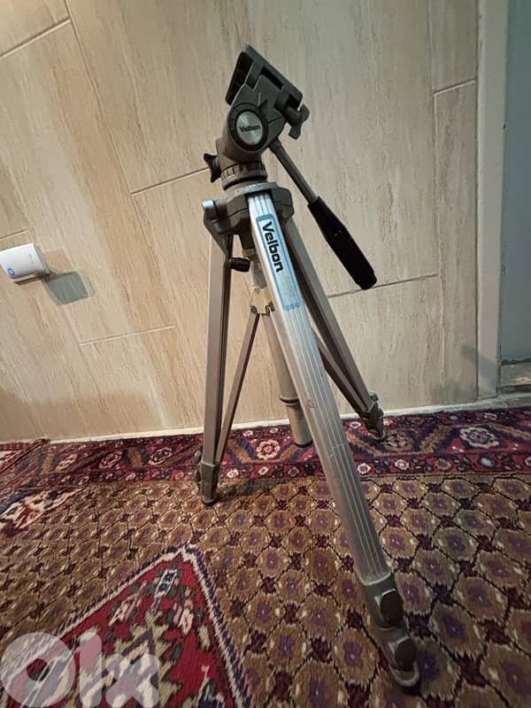 camera stand 1