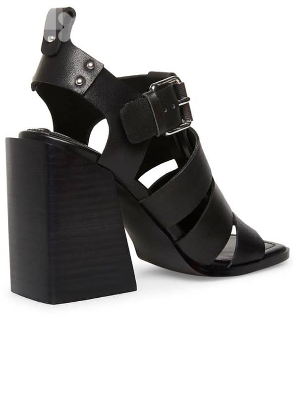 STEVE MADDEN NEW IN BOX 50% half price 5