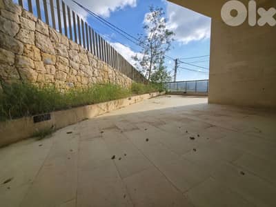 Hot deal apartment with terrace for sale in monteverde