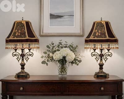 2 table lamps – excellent condition