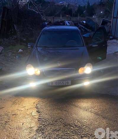 Mercedes-Benz C-Class 2001