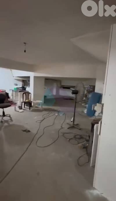 700 m2 warehouse for sale in Zkak el blat-مستودع للبيع في زقاق البلاط