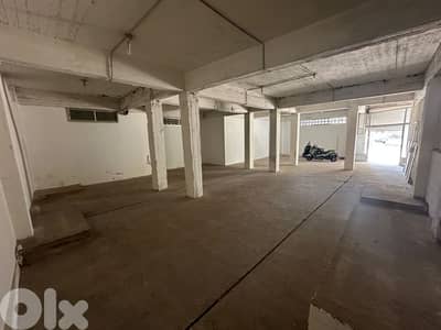 Shop and Warehouse for Rent in Jdeideh. محل ومستودع للإيجار في الجديدة