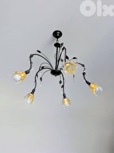 2 ceiling light fixtures – very good condition