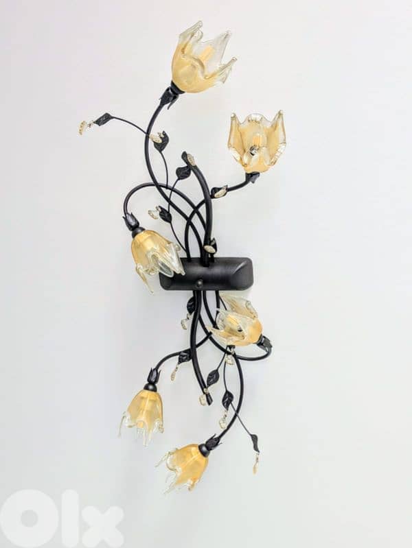 2 ceiling light fixtures – very good condition 1