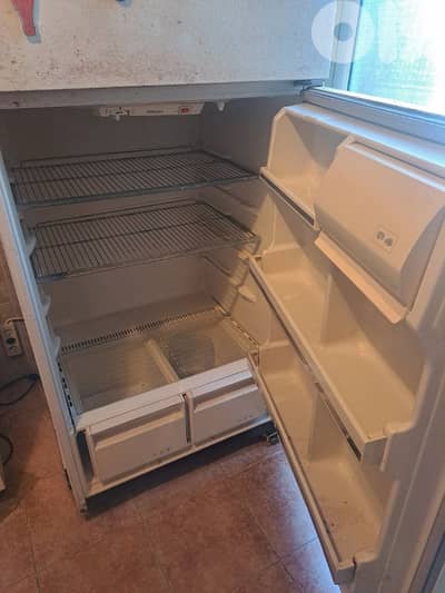 Refrigerator Frigidaire براد فريجيدير