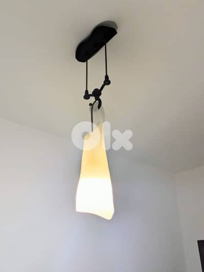 Ceiling light fixture – very good condition