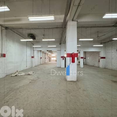 Warehouse for rent in DEKWANEH - 8000 MTS2 - 4.5 MT Height