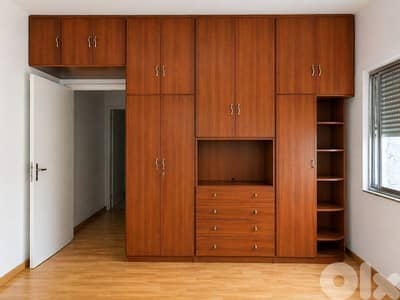 Large Built-in Wooden Wardrobe – 7 Compartments