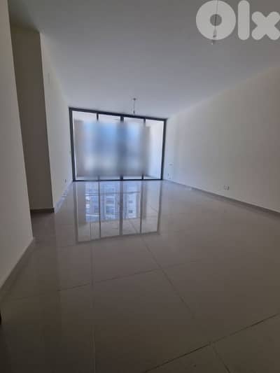 Apartment for Rent in Ballouneh balouneh شقة للإيجار في بلونة