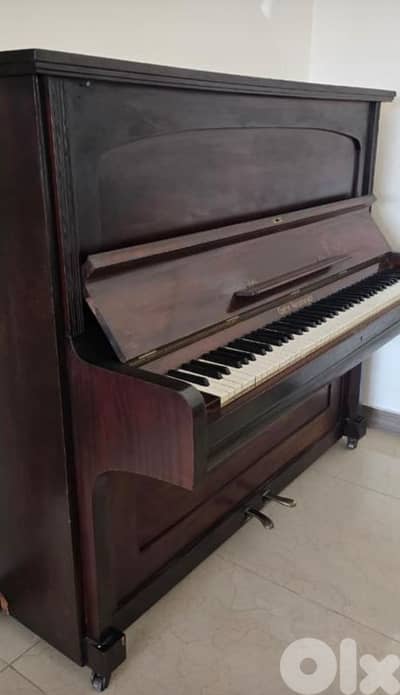piano antique