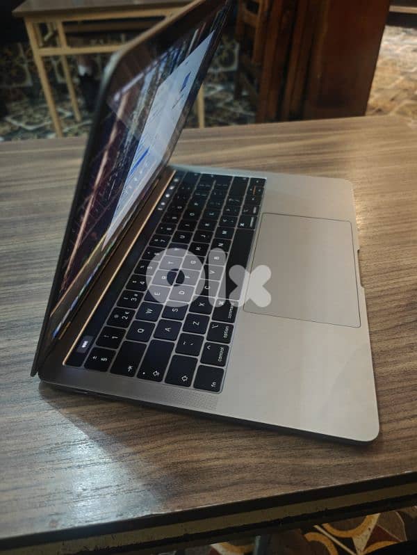 macbook pro 2018 1