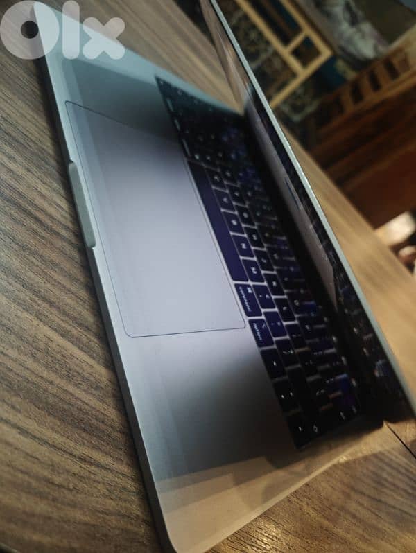 macbook pro 2018 5