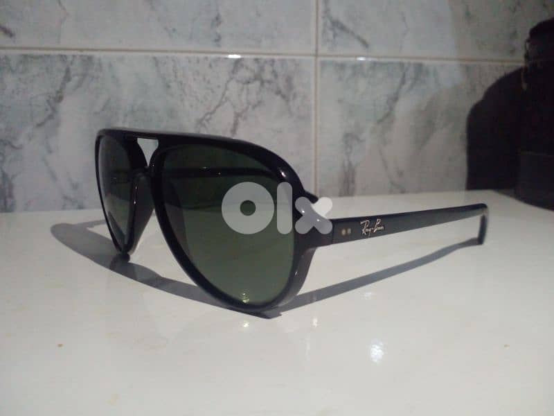 Ray ban glasses 2