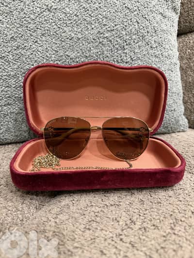 Gucci Sunglasses -  Model GG1088S