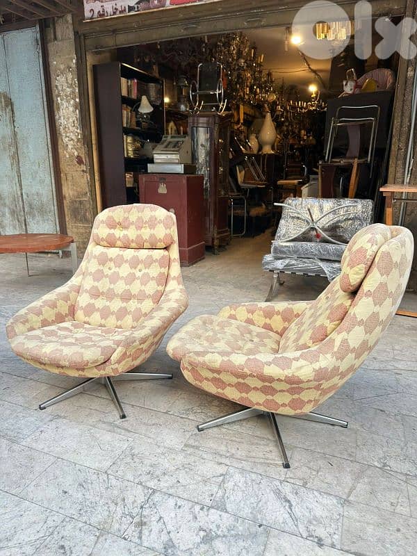 Mid-century lounge chairs,  swivel chairs 1970's 4
