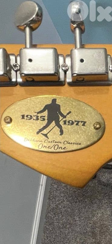 ELVIS PRESLEY Fender Electric Guitar 1 OF 1 10