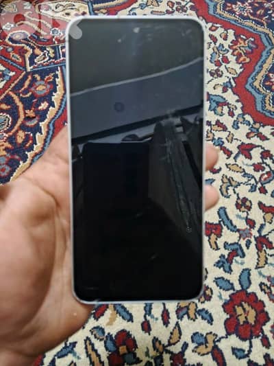 s24 FE شغال ١٠٠% مشعورة شاشتو 256G