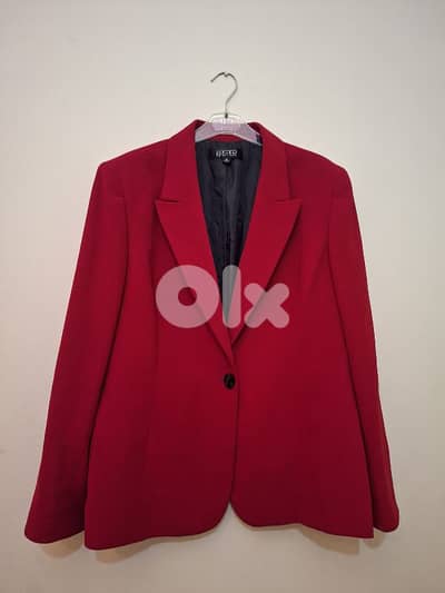 جاكيت نسائي  قياس 18 لون أحمر