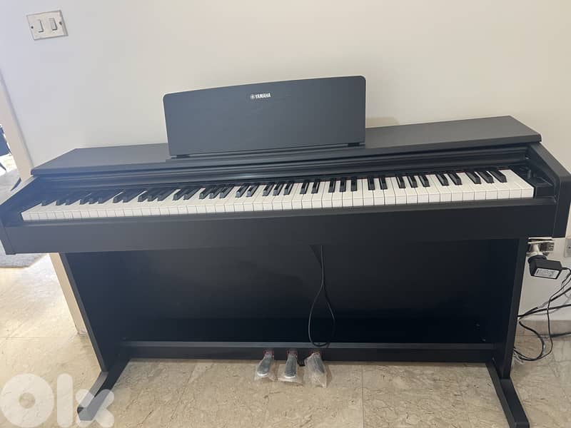 Yamaha piano YDP-144 2