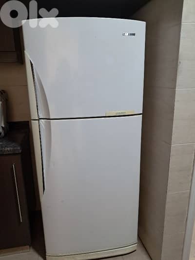 Samsung Cooltech Refrigerator براد سامسونغ