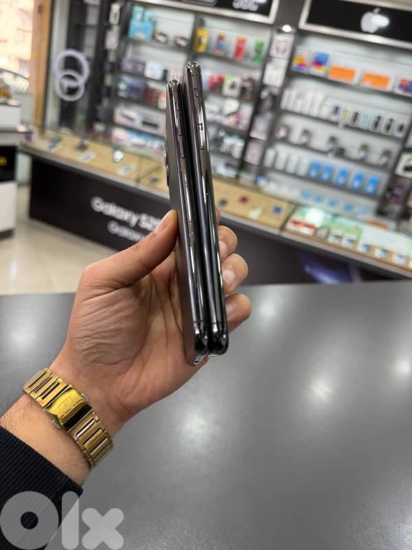 IPHONE 11 PROMAX 256GB USED 1