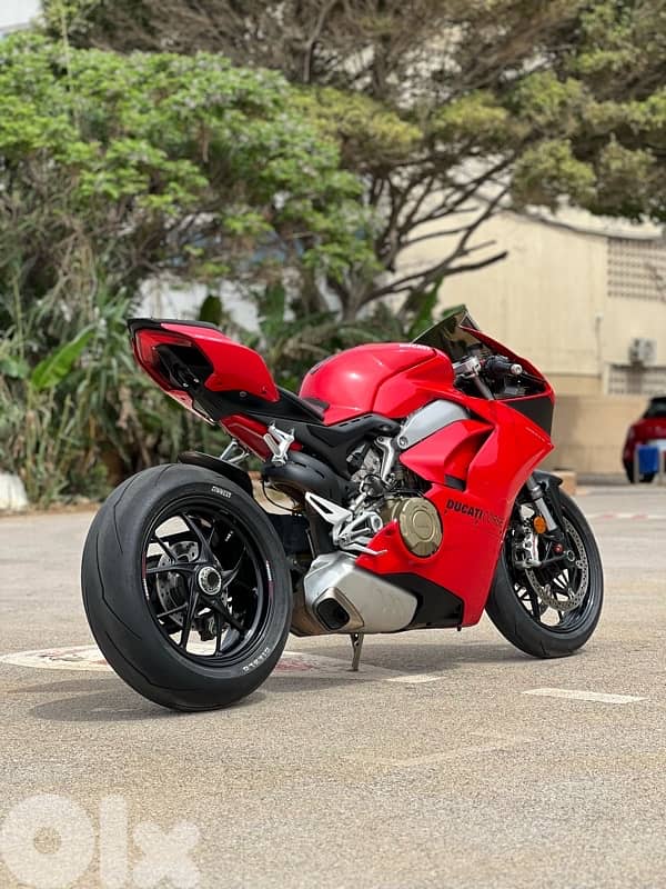 Panigale V4 5