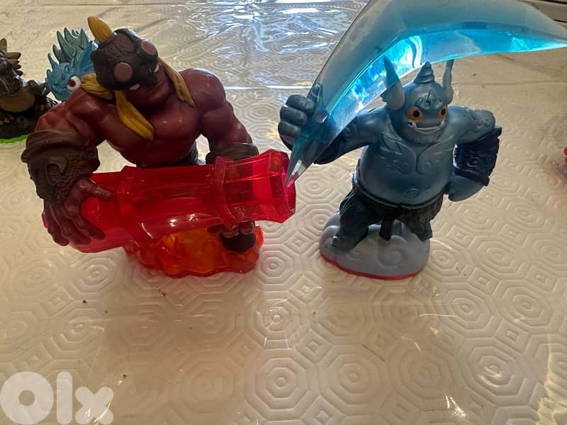Package of Skylanders 3