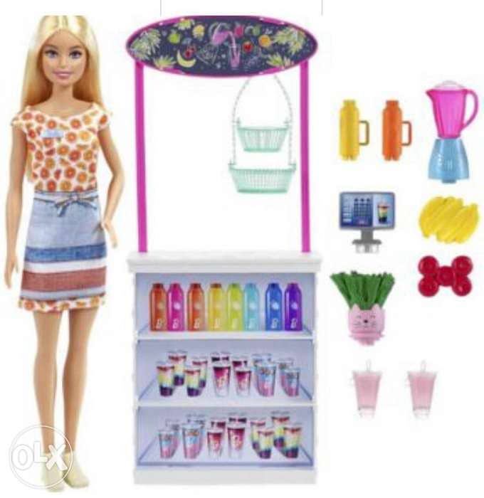 Barbie Smoothie Bar Playset, Blonde Barbie Doll, Smoothie Bar & 10 Acc 0